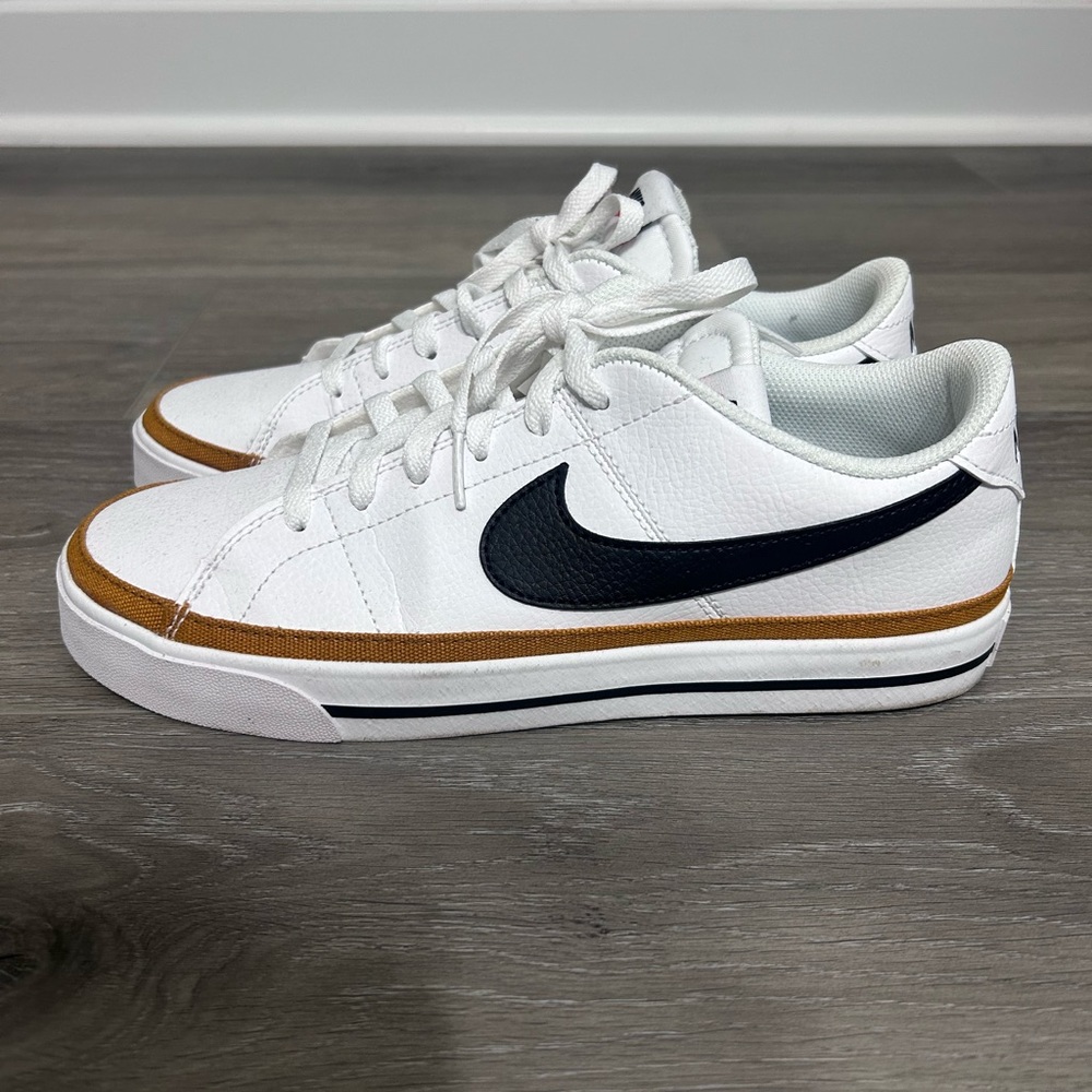 Nike Men's Court Legacy